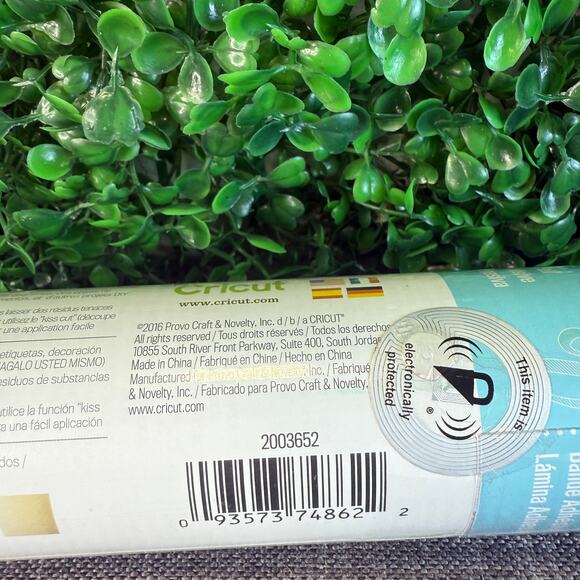 Cricut 5 Sheets 12X12 Adhesive Foil MatteTeal ,Coral, Pink, Dark Silver & Pink - Picture 5 of 12